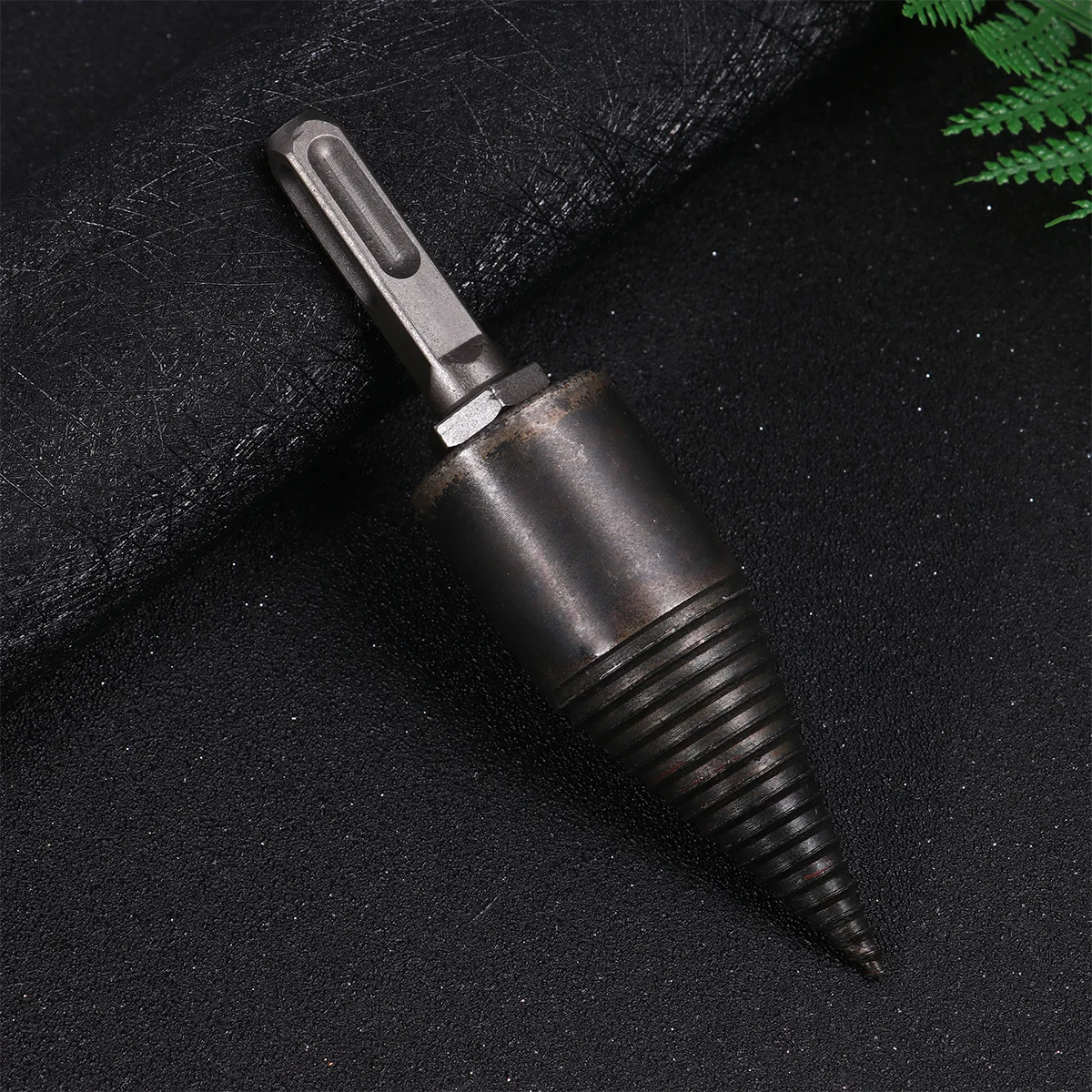 1 セット 32 ミリメートル家庭用三角ハンドル木材切断ドリルビット黒角シャンク高硬度簡単インストール操作