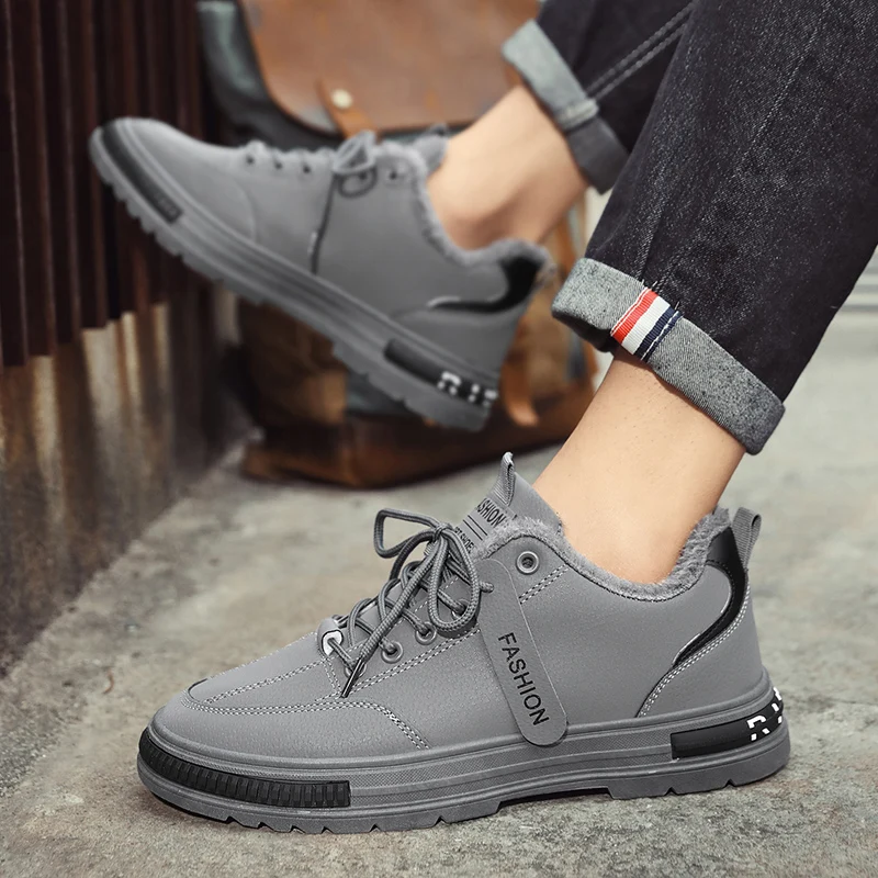 Winter Plush Men\'s Shoes New Workwear Thick Soled Hiking Sneakers Fashion Versatile Anti Slip Sneaker Casual Board Shoes 2024