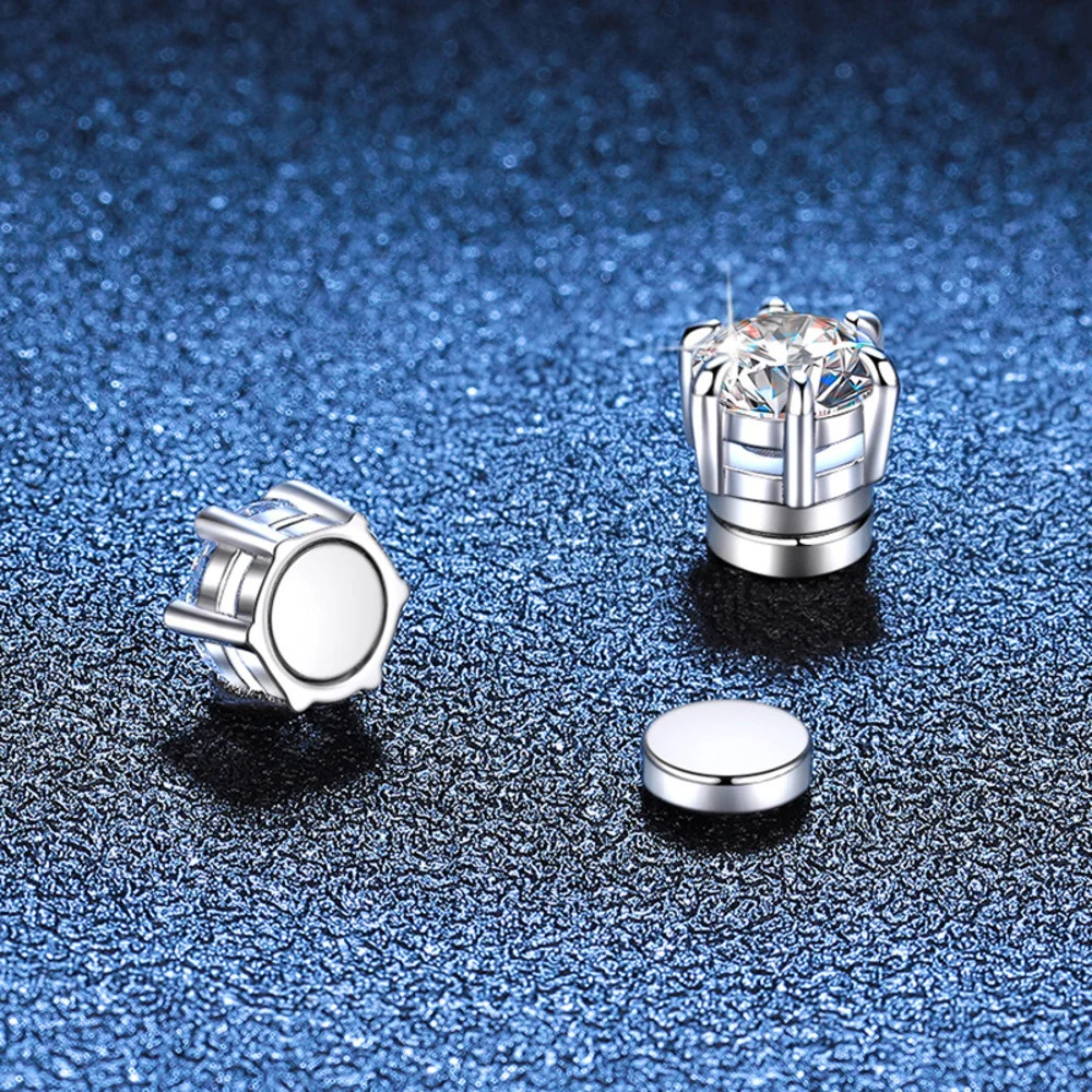 JOIAS HOME S925 Sterling Silver Hole Magnetic Classic 6-claw Ear-studs 1CT Moissanite Earrings for Women Cool Man\'s Ear Jewelry