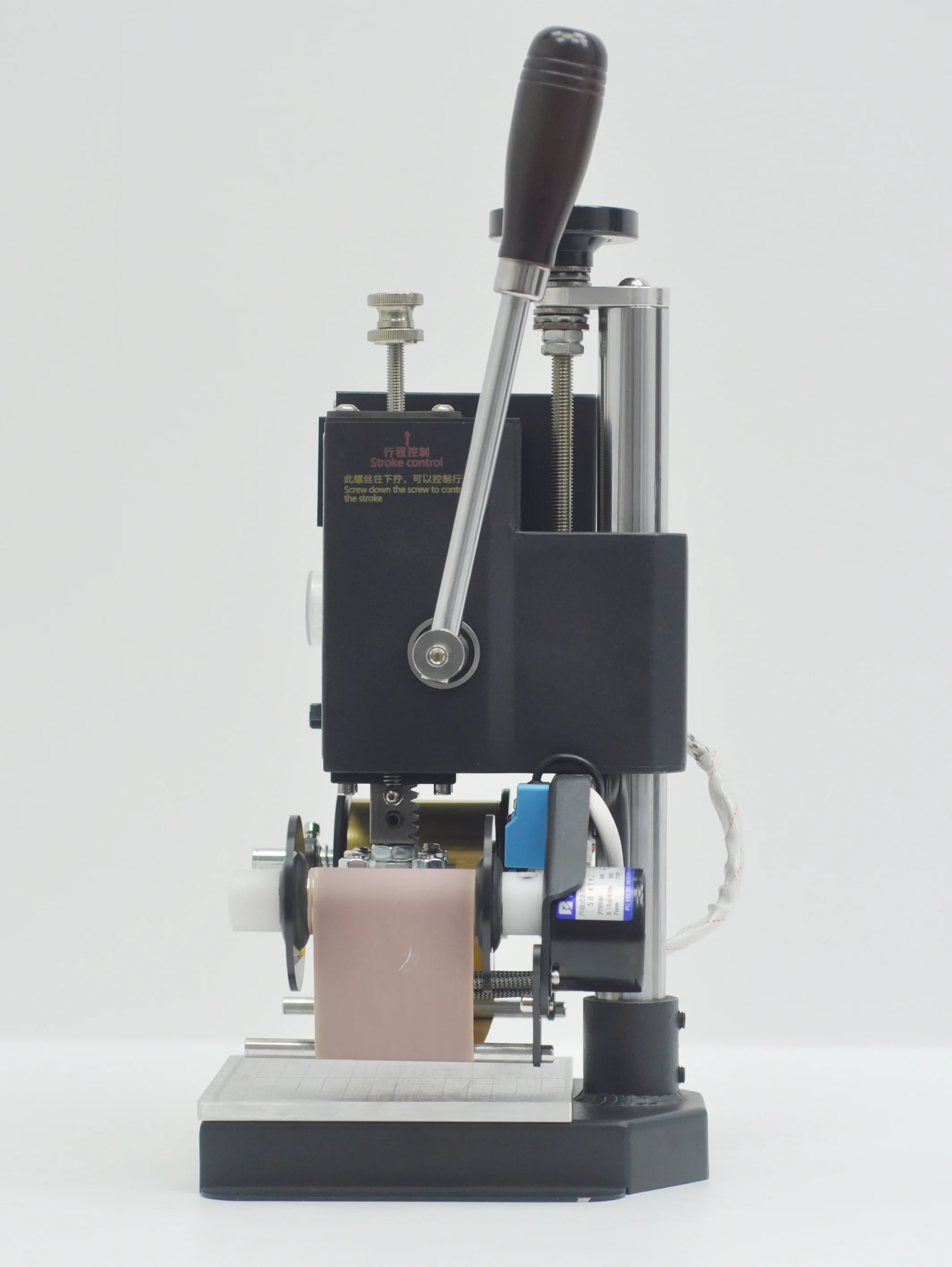 W-ST33K Alta Temperatura 400 ° Máquina de estampado de lámina caliente Digital C eléctrica 220V para materiales de cuero, papel, plástico y madera