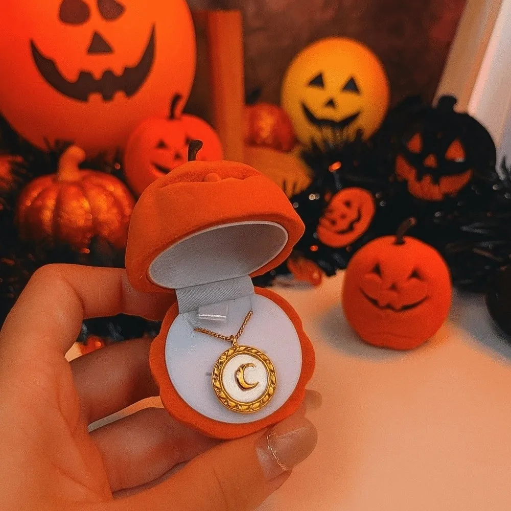 

Wedding Halloween Jewelry Box Storage Orange Pumpkin Rings Box Mini Anti-collision Flannel Jewelry Organizer
