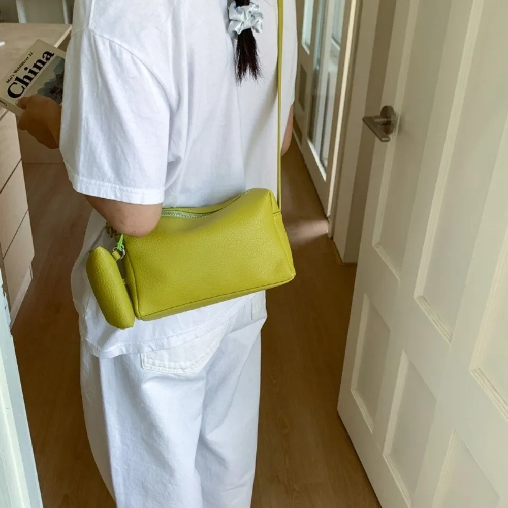 Trendy Simple Soild Color Boston Bag Versatile With Small Bag Soft Leather Crossbody Bag Zipper Korean Women's Handbags Ladies