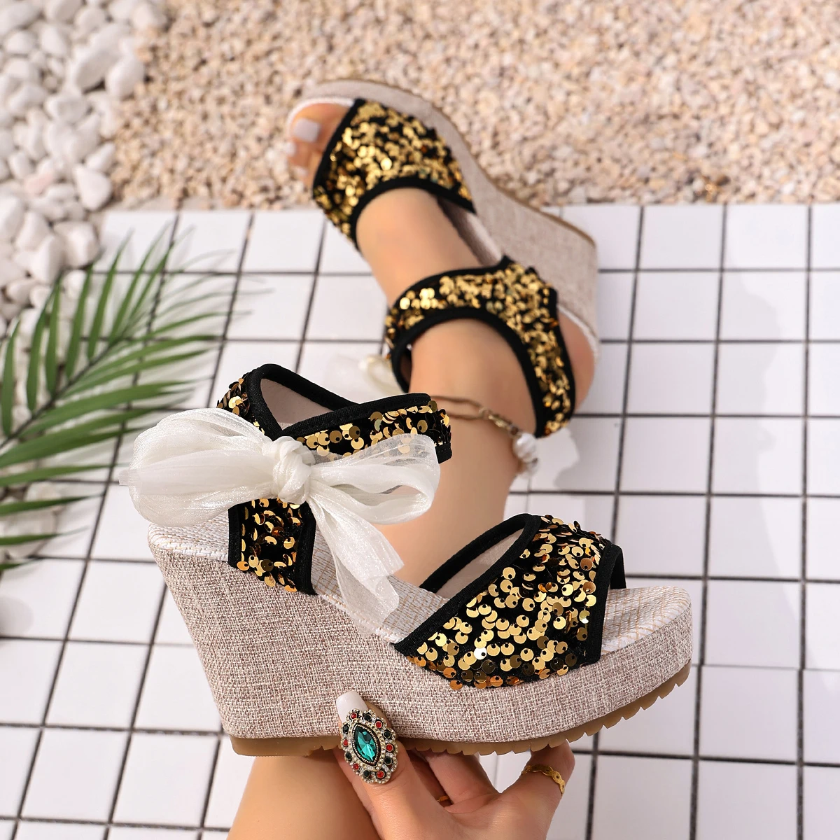 

Plus Size 2026 Fashion Glitter Open Toe Women Platform Sandals Summer Round Toe Wedges Bow Sandals for Daily Casual Shoes Women