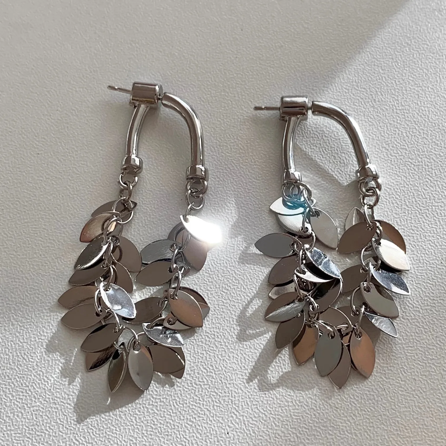 2026 New Senior Luxury Delicate Long Tassels Drop Earrings Fashion Versatile Exaggerate Metal Women Jewelry Girl's Earrings