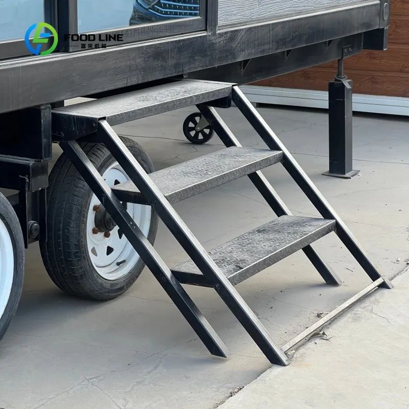 Customized Available 20ft Modern Mini Mobile House Trailer for Construction Site Office Worker Dormitory or Hospital