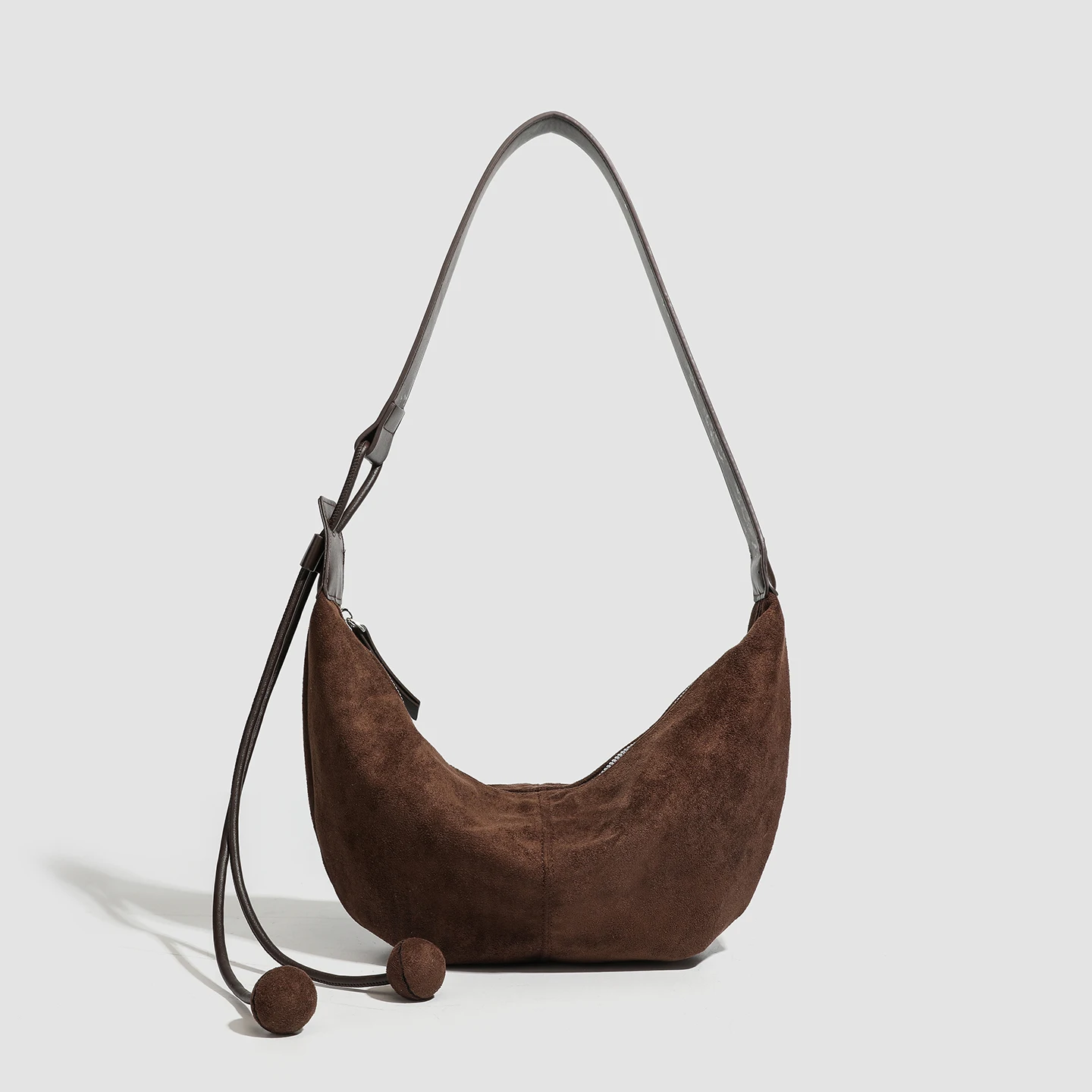 

Women's Large Capacity Underarm Bag Lazy Style Crossbody Elite Commuter Tote with Wide Strap Fashionable 2026