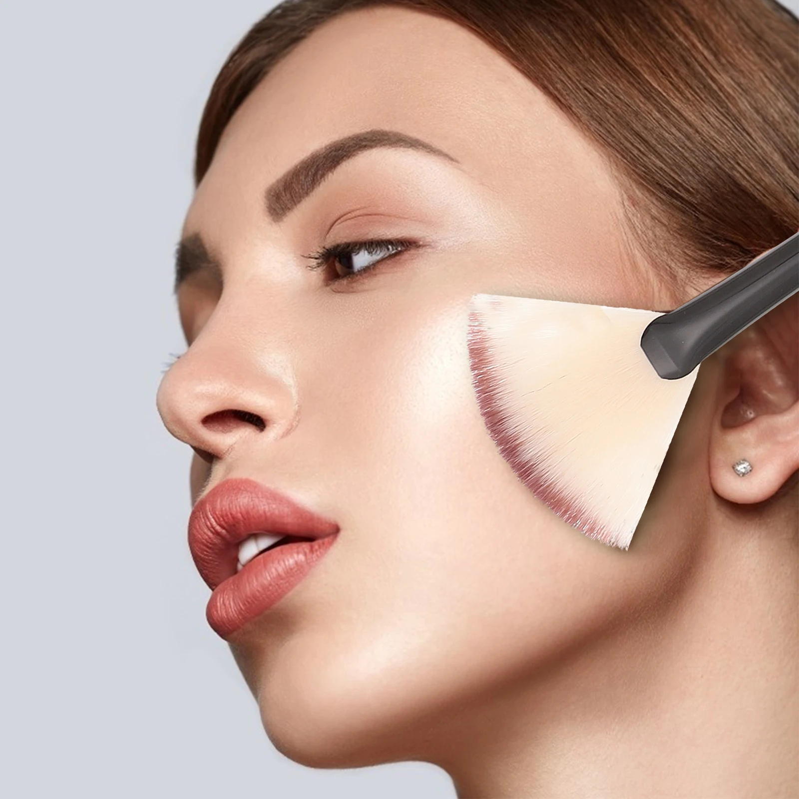 

Facial Mask Brush Skin Care Fan Shaped Beauty Tool Reusable Applicator Easy Clean High Temperature Resistant Suitable Home Salon