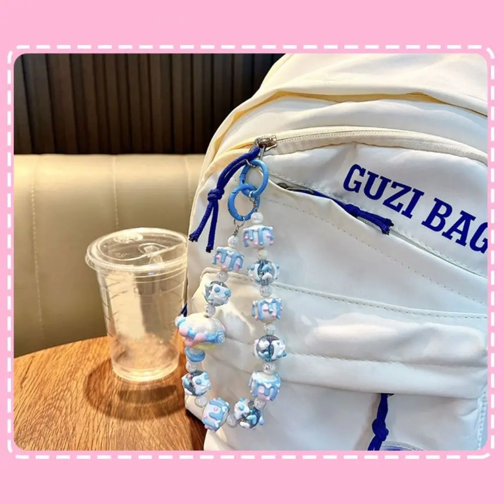 Прочный телефон с подвеской