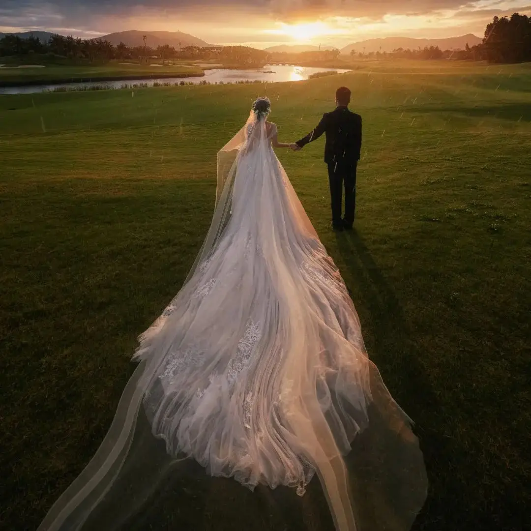 Velo de novia elegante de una sola capa con peine, borde de corte Simple, tul nupcial largo en seda, tul suave liso blanco G30