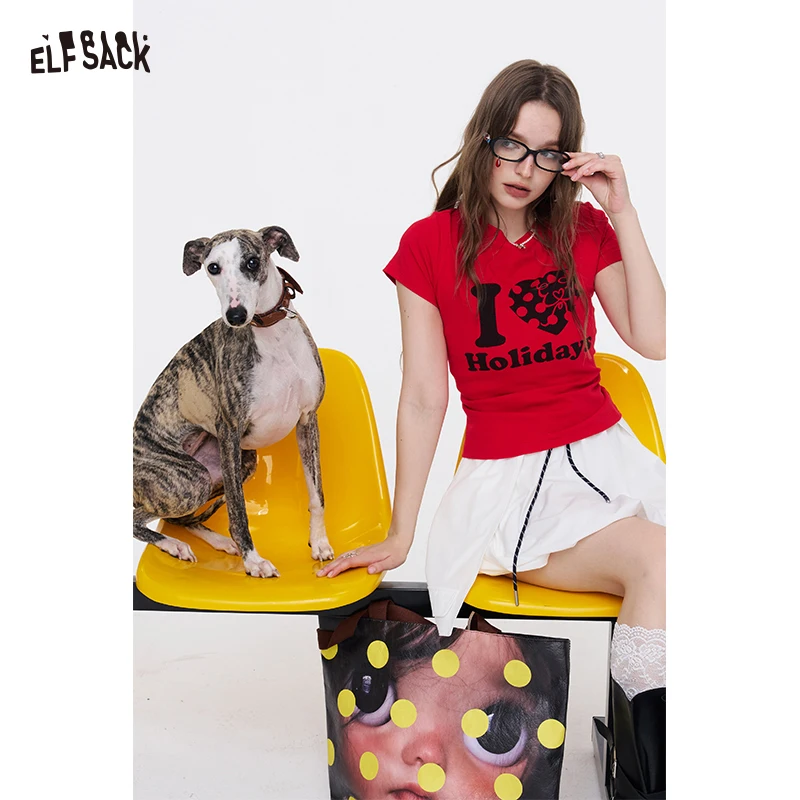 

ELFSACK "I Love Holidays" Graphic Baby Tee, Retro Heart Print Slim Fit T-Shirt, White Casual Top
