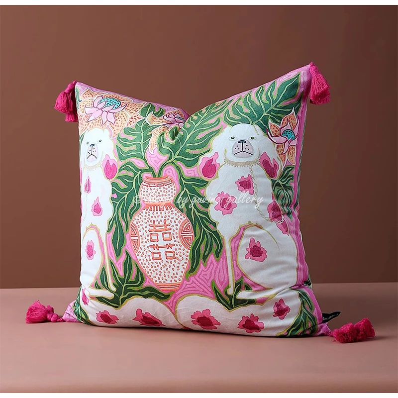 GUVINCI Pink Lion Dog Decorative Cushion Cover Chinoiserie Style Luxury Mystical Animals Print Art Pillowcase For Sofa Bed Couch