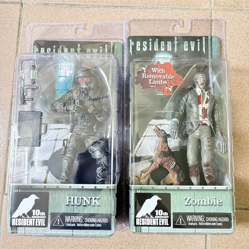 

NECA Resident Evil Figures Hunk Zombie Action Figure Gas Mask Anime with Dog Model Doll Collection Boy's Christmas Gifts Toys