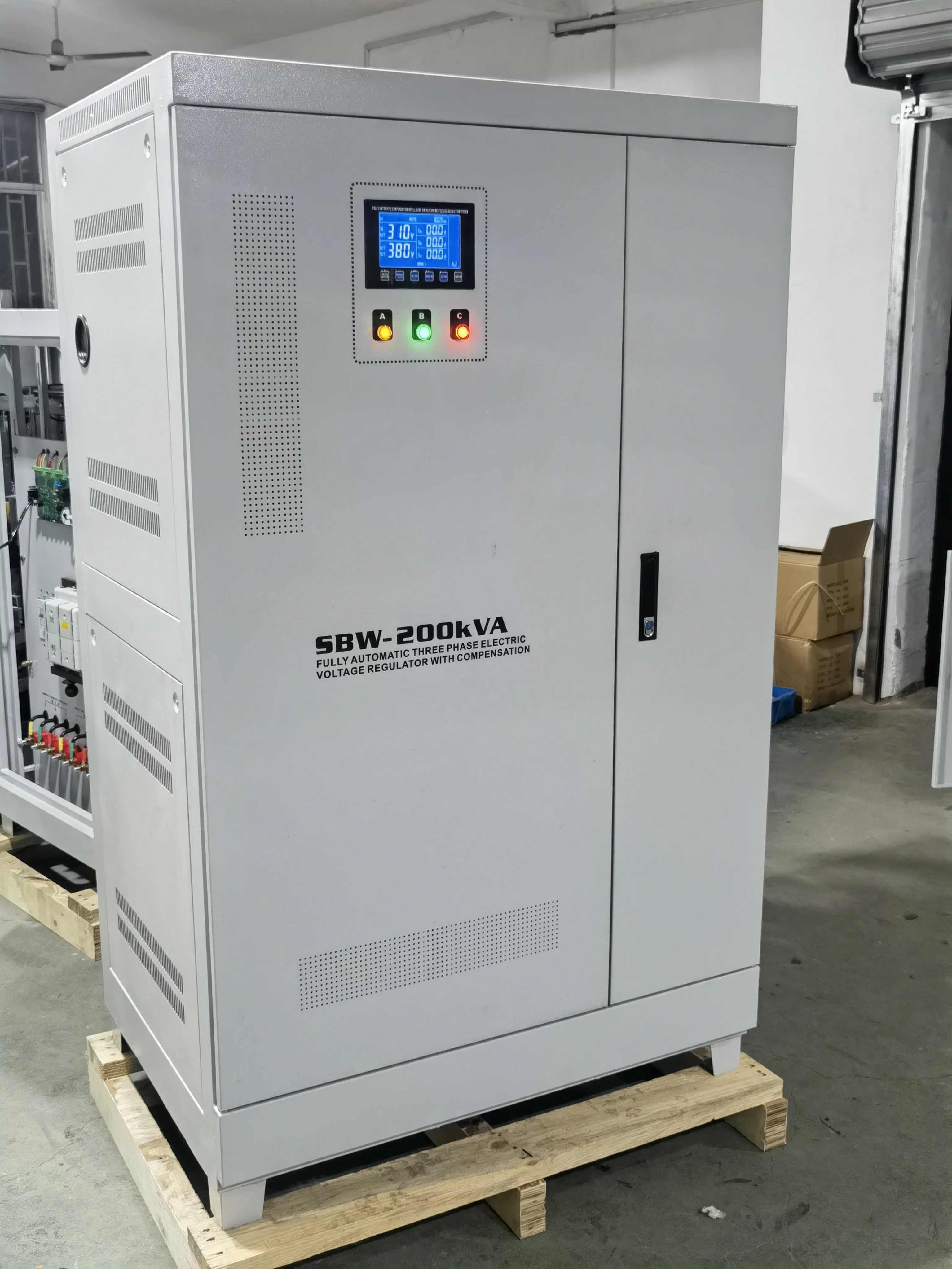 SJW series 1.5KVA-150KVA three phase high accuracy intelligence automatic AC voltage stabilizer