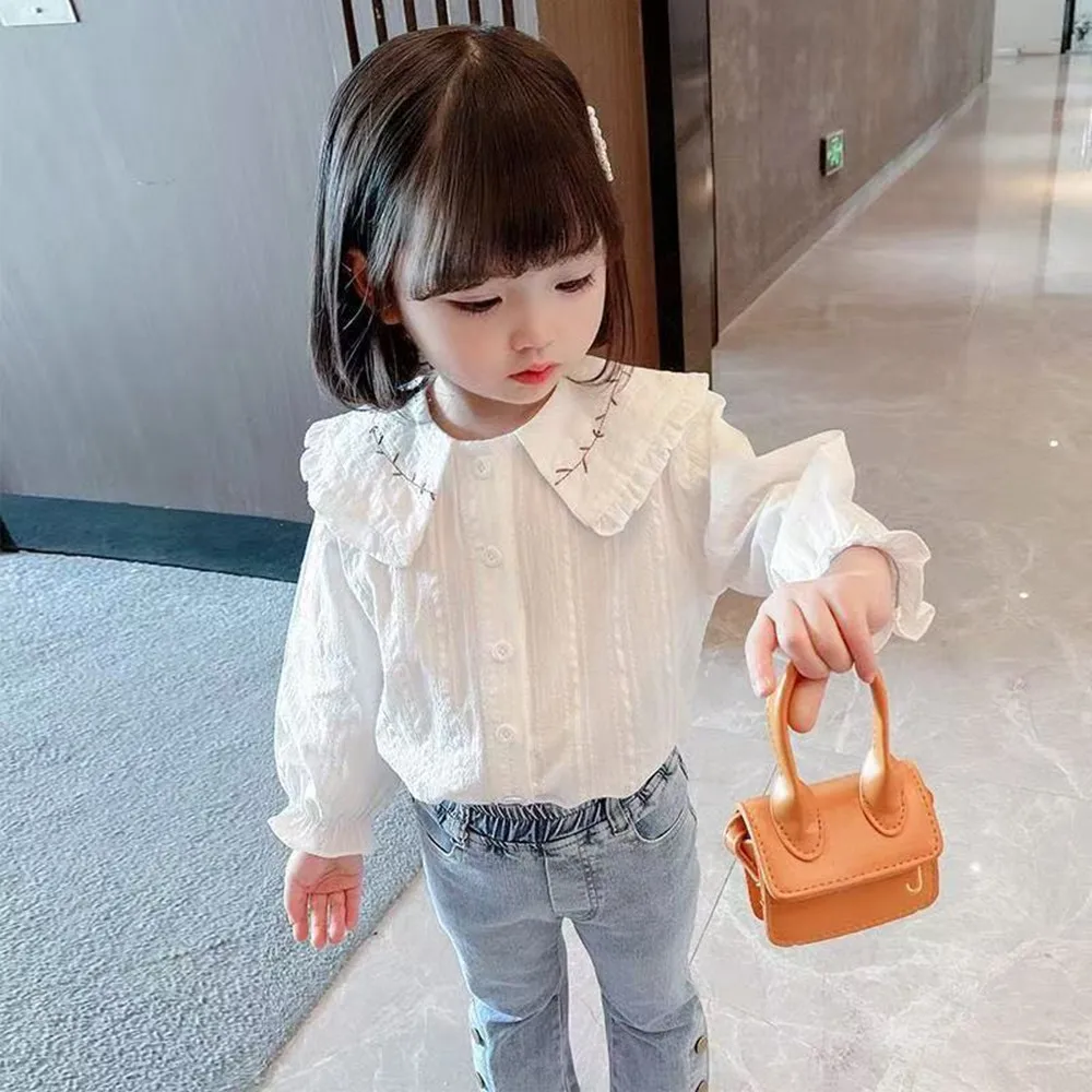 Girl's Autumn Shirt Children's Bottoming Shirt White Blouse Doll Collar Sweet Blouse Fashionable Baby Clothes