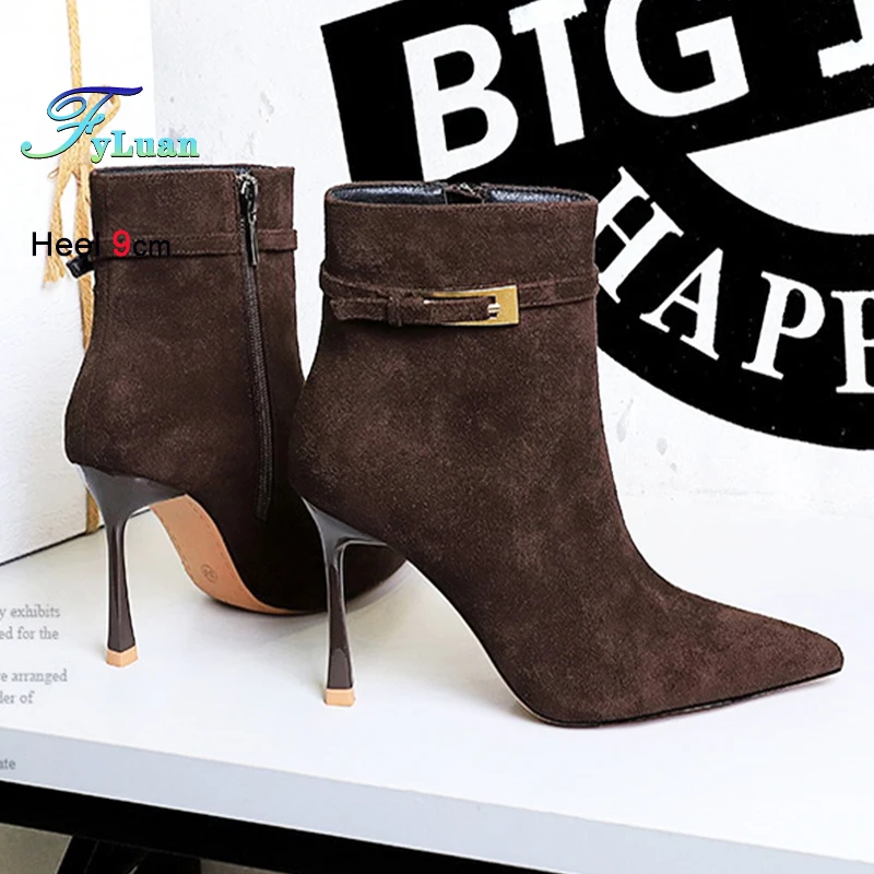 جديد ربيع الخريف خنجر الجلد المدبوغ أحذية بوت قصيرة للنساء 9 سنتيمتر عالية الكعب موضة أنيقة نمط تنوعا الإناث أشار تو الأحذية