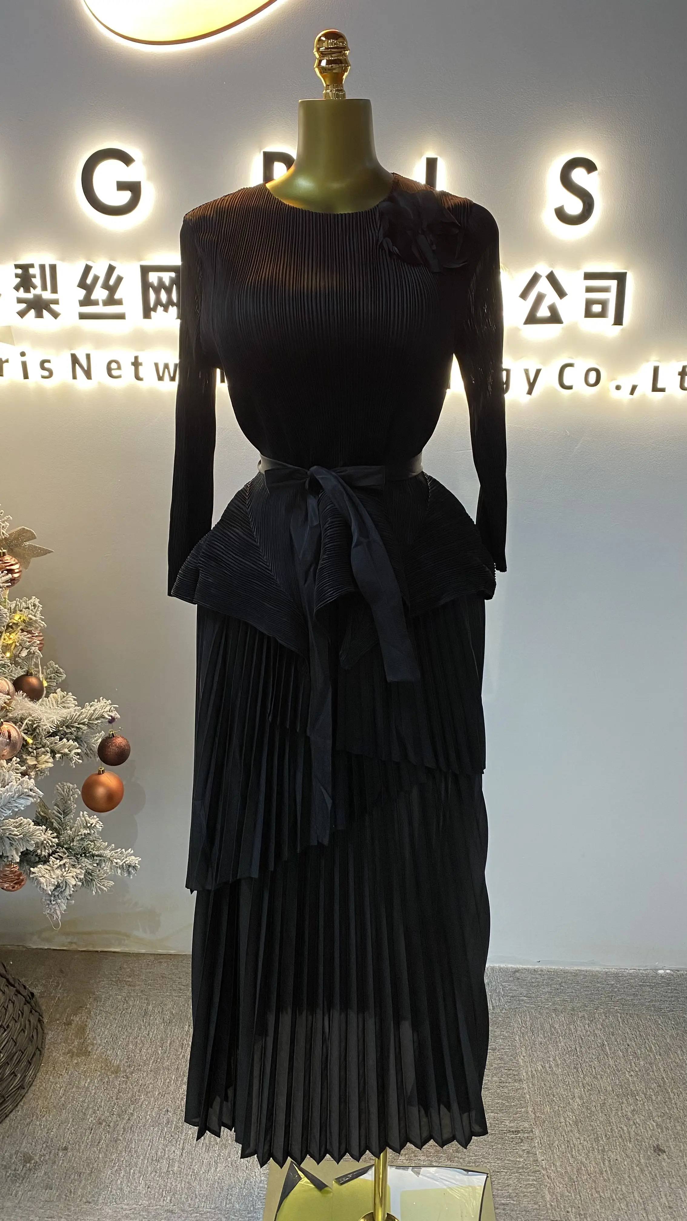 

2025 New Women's Plus Size Two-Piece Pleated Skirt Fashionable Casual Autumn and Winter Outfit-GZXX063