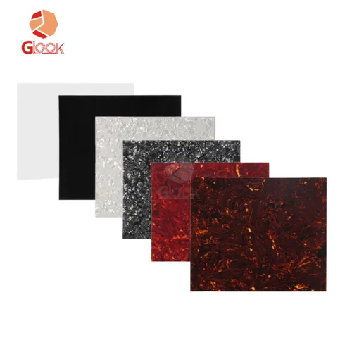 Adhesivo protector de guitarra acústica, tablero decorativo universal popular, tablero en blanco de celuloide se puede cortar a voluntad de 20 * 17 cm.