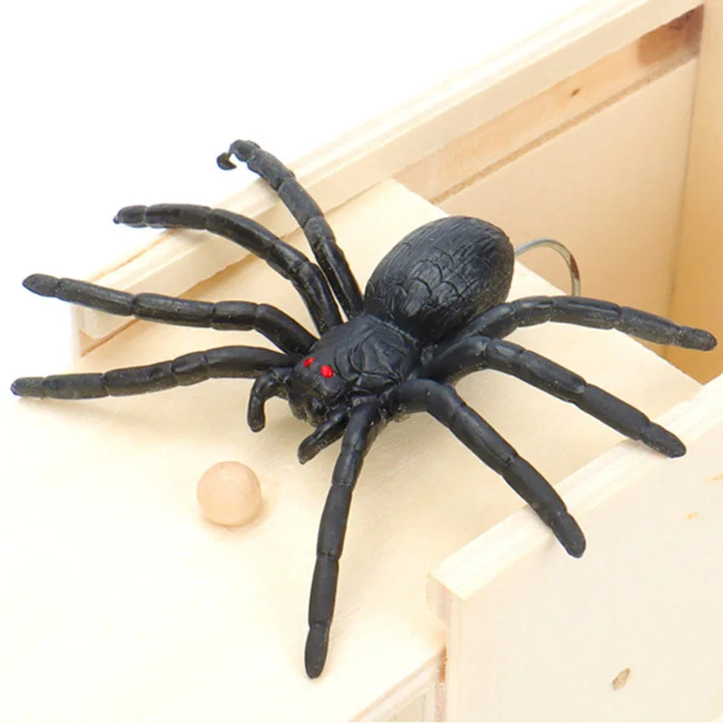

Spider startled, wooden box parody, creative prank toy, spider prank toy