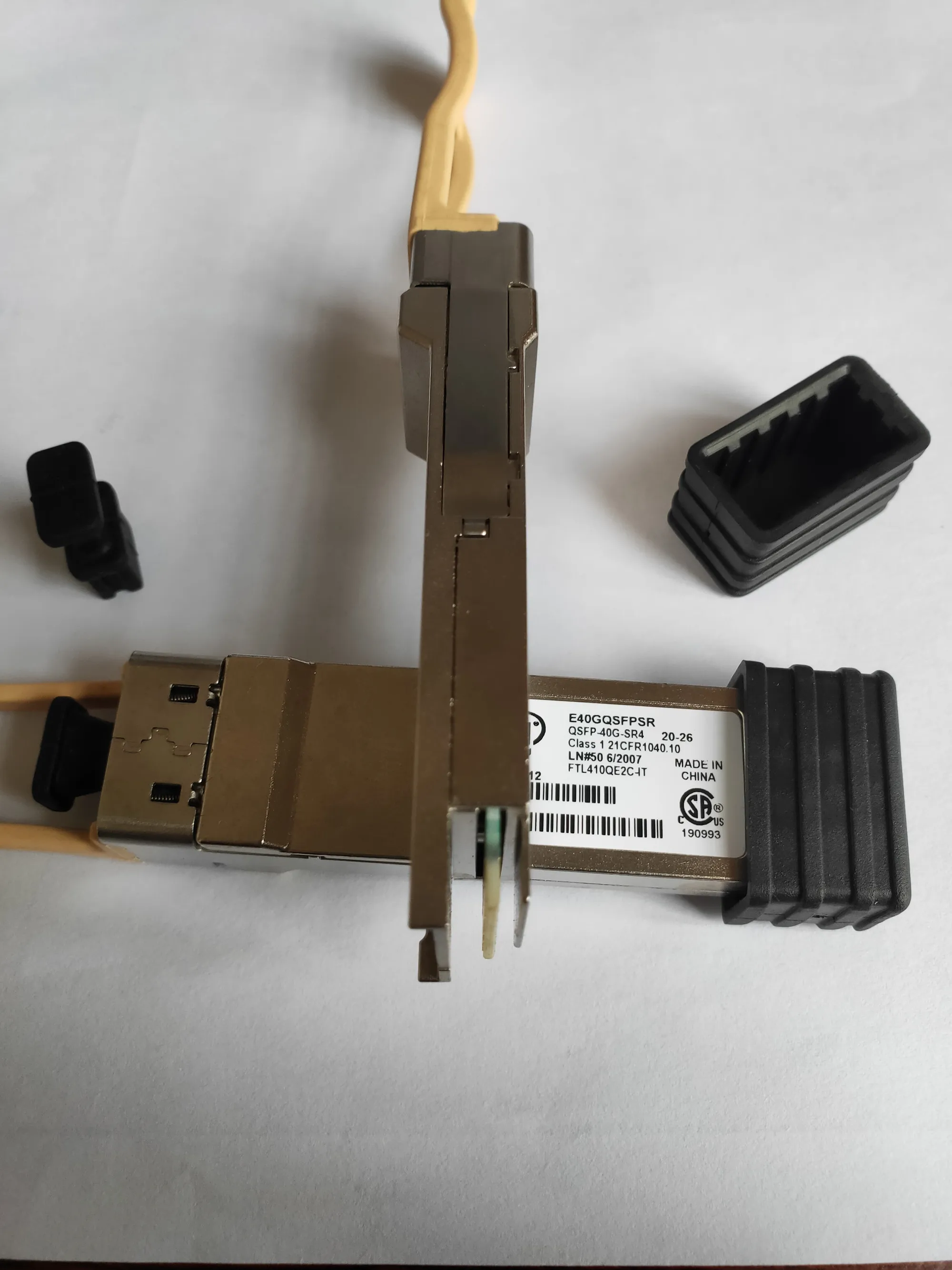 Imagem -03 - Transceptor Inte-l Qsfp Transceptor 40gb E40gqsfpsr Ftl410qe2c-it Qsfp40g-sr4 40g 850nm 150m Mtp Mpo