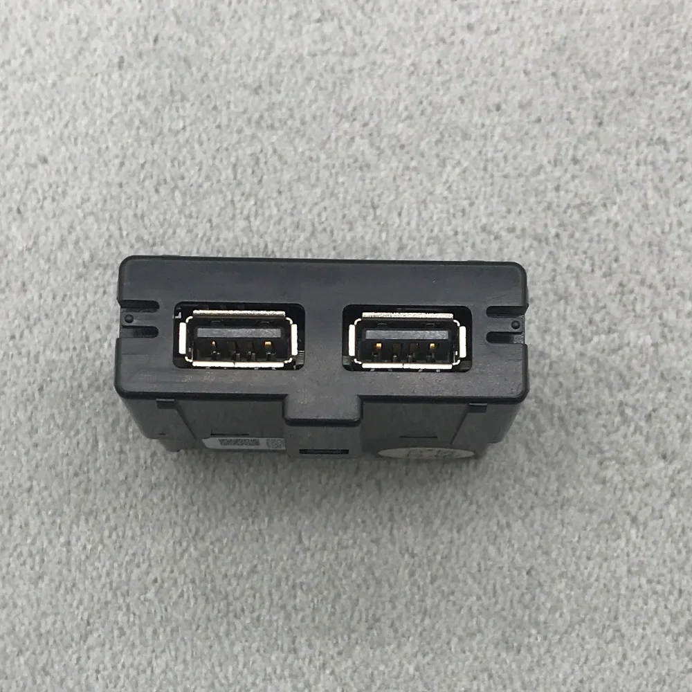 자동차 LHD 뒷좌석 에어 벤트 아울렛 이중 USB 충전기 Armerst USB 충전 스위치 소켓 어댑터 케이블 골프 7 MK7 7.5