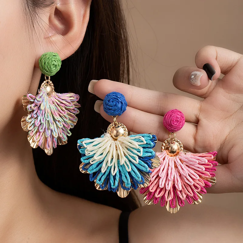 1pc ethnic style hand-woven raffia colorful flower earrings high-end sense bohemian travel photography vacation style earrings