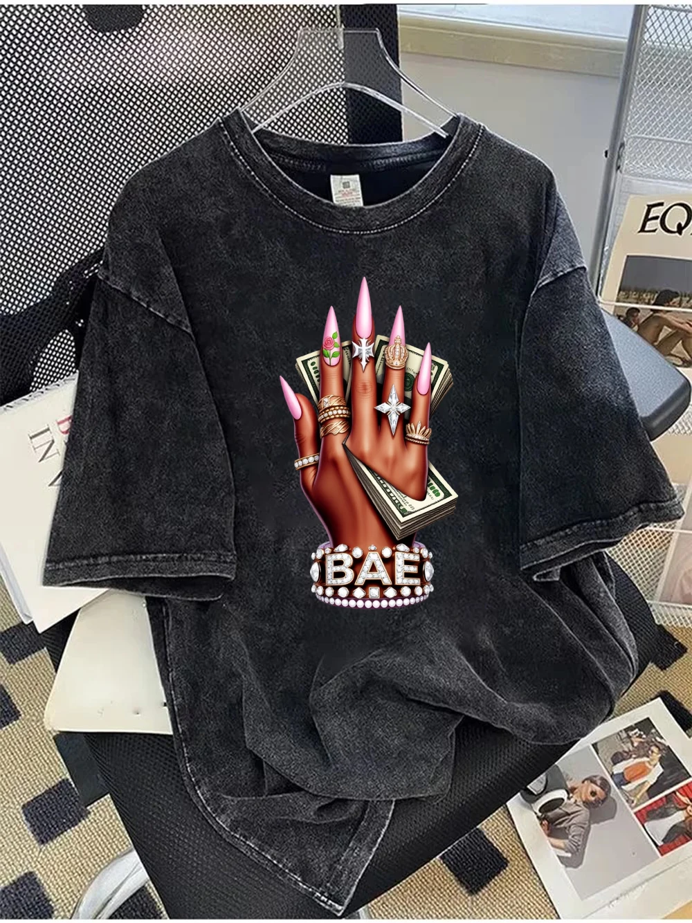 Aesthetic Long Nails Money T-Shirt Washed Cotton Graphic Printed Tee Summer Fashion Casual Short Sleeve Top Hip Hop Streetwear