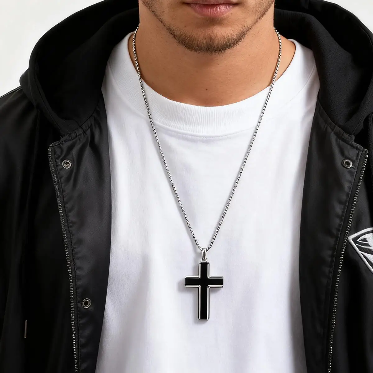 Stilvolle Herren-Kreuz-Halskette aus natürlichem schwarzem Onyx, wasserdichter Kreuz-Anhänger aus Edelstahl, Weihnachtsgeschenk zum Valentinstag – Detail 3