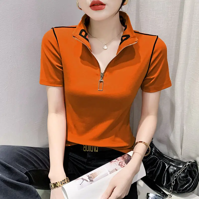 

Черная женская футболка с коротким рукавом, Новинка лета 2024, топы с воротником-поло в стиле пэчворк, модная футболка с принтом и молнией