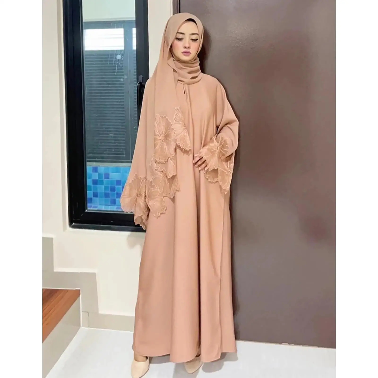 

Muslim Robe for Women with Hijab Abaya Dress for Holidays Party Ethnic Festivals