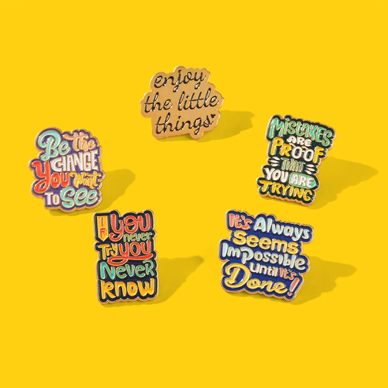 Винтажные булавки с гальваническим покрытием под заказ, нагрудные булавки с буквами, флип-воротник, украшение-эмблема праздничные подарки