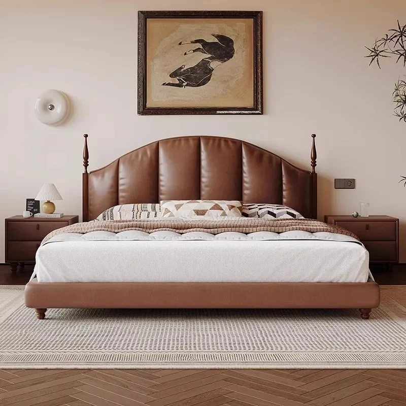 

French retro mid-ancient style first-layer cowhide bed luxury master bedroom