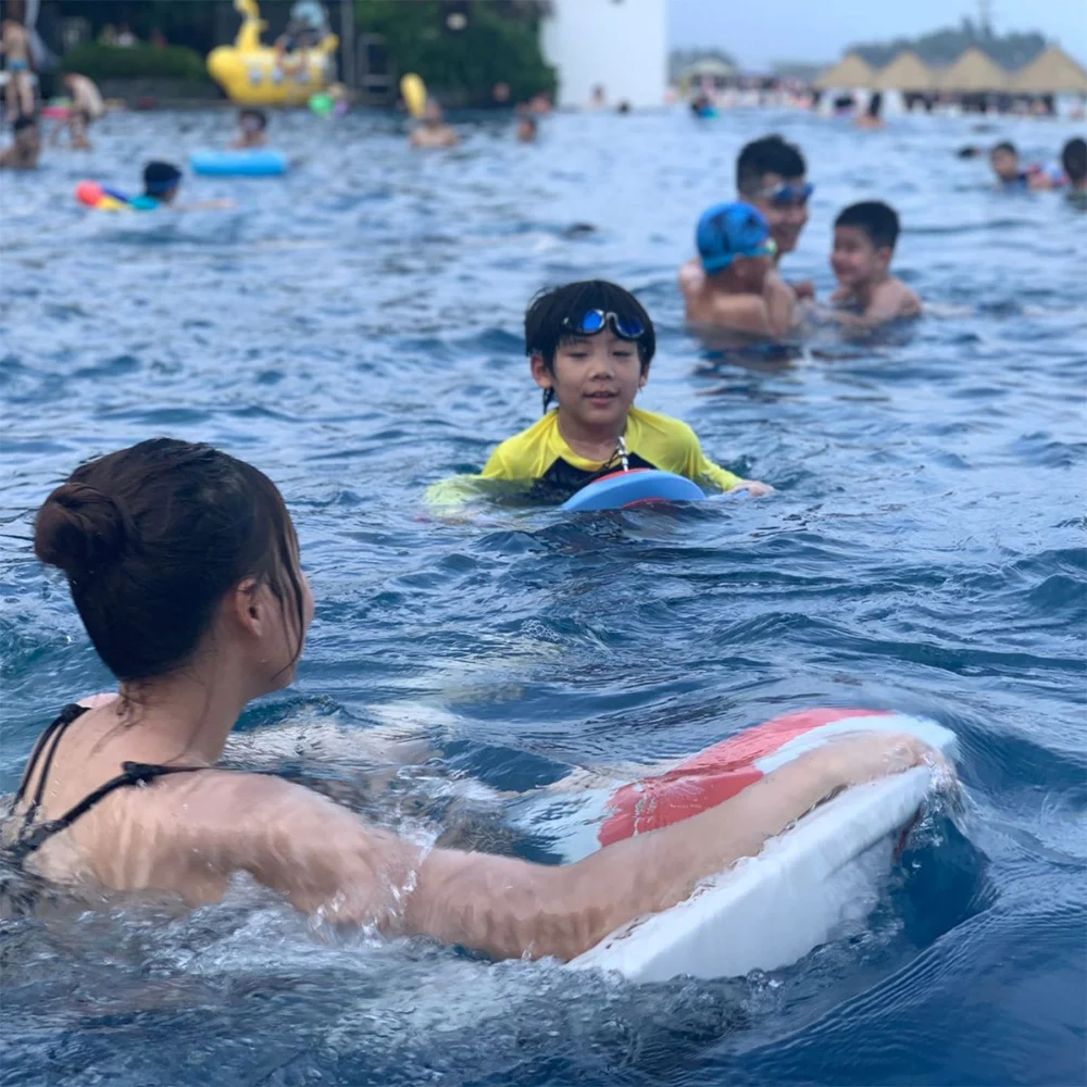 PVC بالطاقة العائمة مجلس المائية بارك الطائرات مجداف وقوف مجلس البحر اليوغا مجداف مجلس لوح التزلج الكهربائي مقاومة الاصطدام