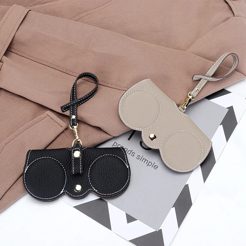 Luxury Design Genuine Leather Glasses Case for Women Eyewear Accessories Simple Cute Wristlet Portable Sunglasses Holder Bags