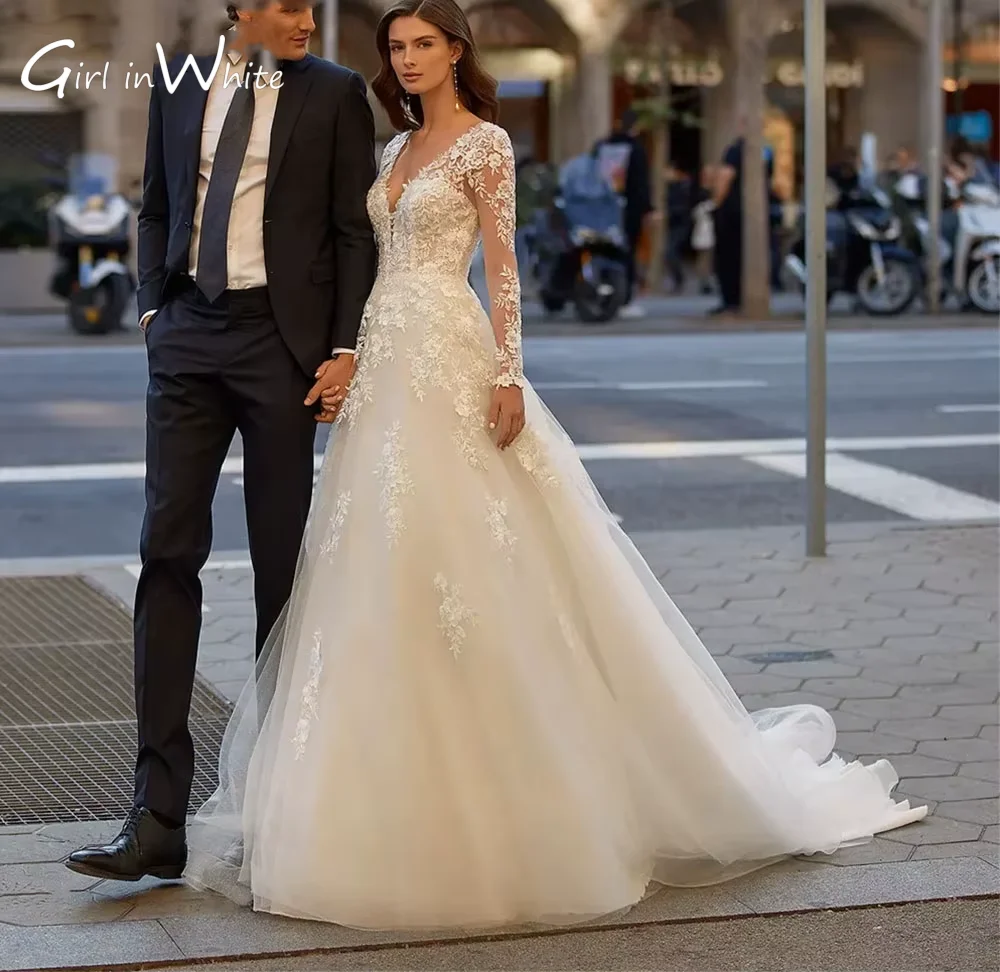 

Luxury Wedding Dress Ball Gown With Embroidery V-Neck Long Sleeves Lace Appliques Dress Customized High Quality Women Clothing