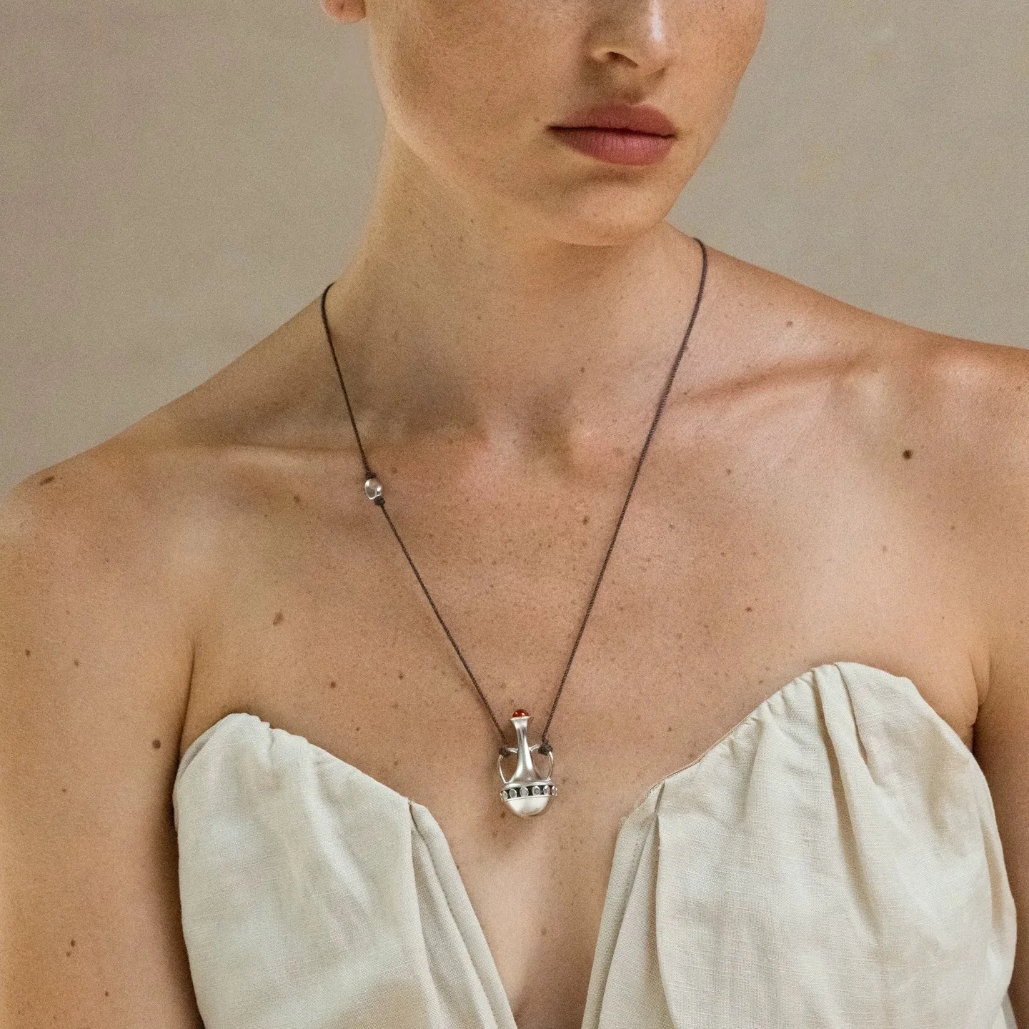 

Withered Red Agate Double Ear Bottle Woven Necklace With Adjustable Pendant For Layering Jewelry Necklace Necklaces For Women