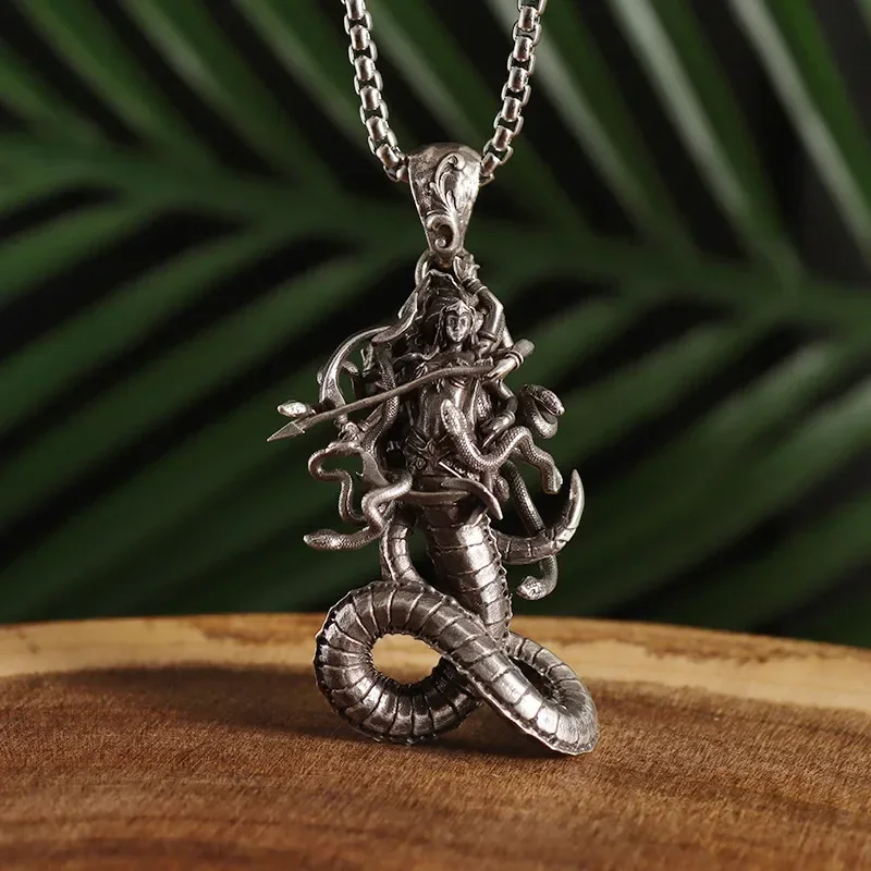 Retro Greek Mythology Medusa Six-Armed Snake-Haired Banshee Pendant Necklace for Men and Women Punk Trend Jewelry