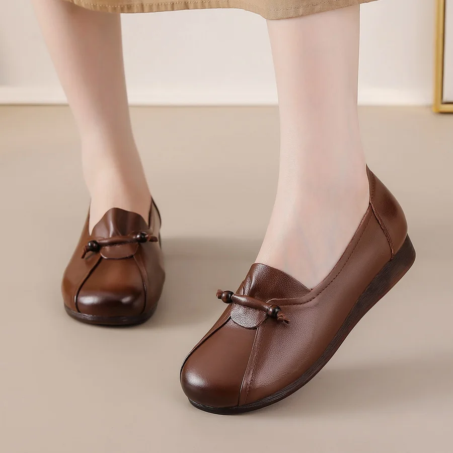

New brand natural leather ballet flats womens concise moccasins woman autumn lazy shoes ladies loafer slip on bead driving flats