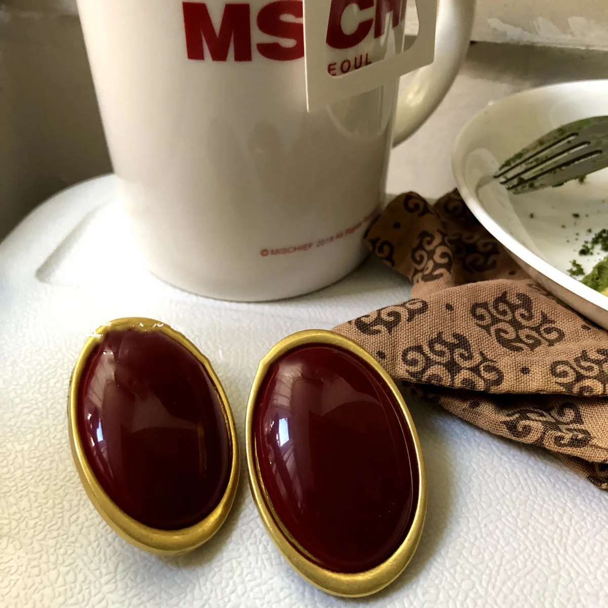 Ankela Red Oval Earrings for Women Retro Design for Women Fashion Elegant Stud Earring Light Luxury and High-end Jewelry