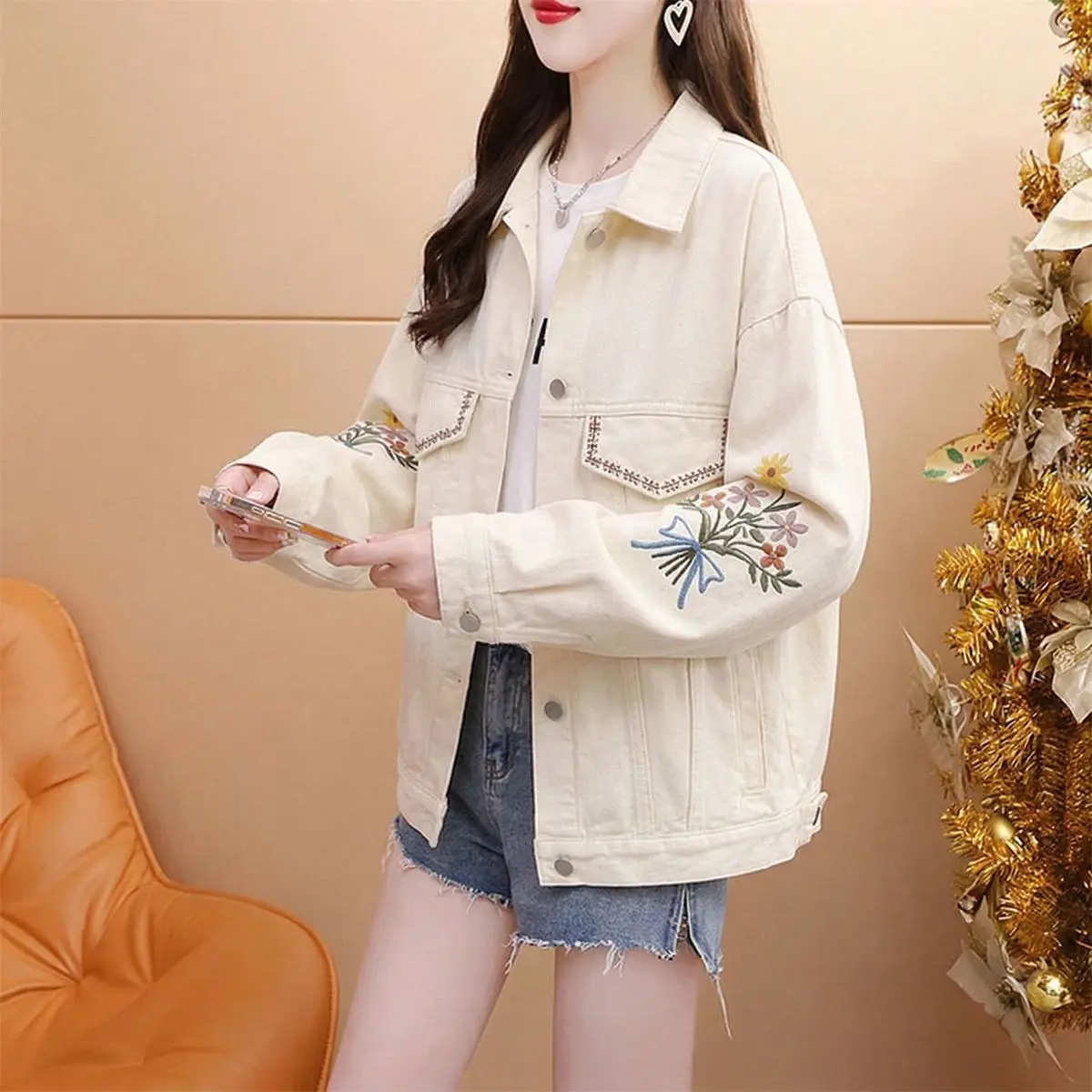 Women Cream White Denim Jacket Lapel Collar Floral Bouquet Embroidery Loose Casual Button Down Jean Outerwear Coat
