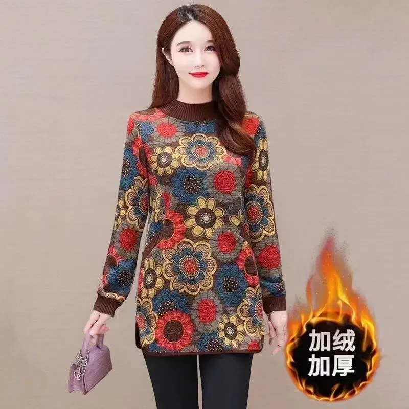 Pocket Women's Winter 2025 Plus Velvet Padded Coat Middle-aged Elderly  Female New Jacket Long Sleeve Velvet Bottoming Shirt