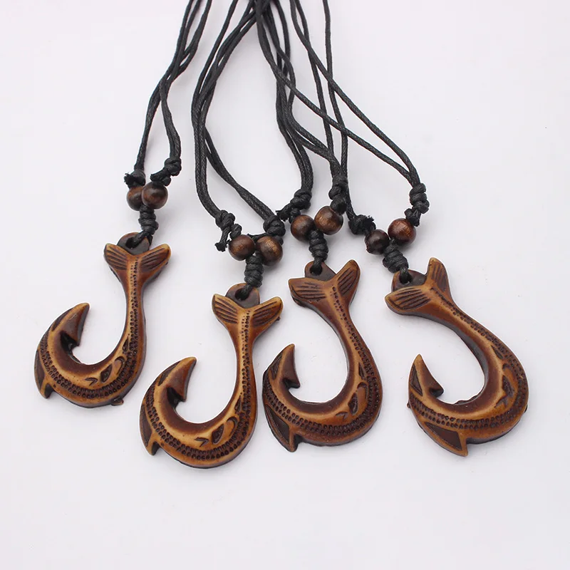 12pcs/lot Hawaii Surfer Carving Fishtail Hook Pendant Necklace Ethnic Tribal Faux Yak Bone Resin Charms Necklaces Jewelry Choker