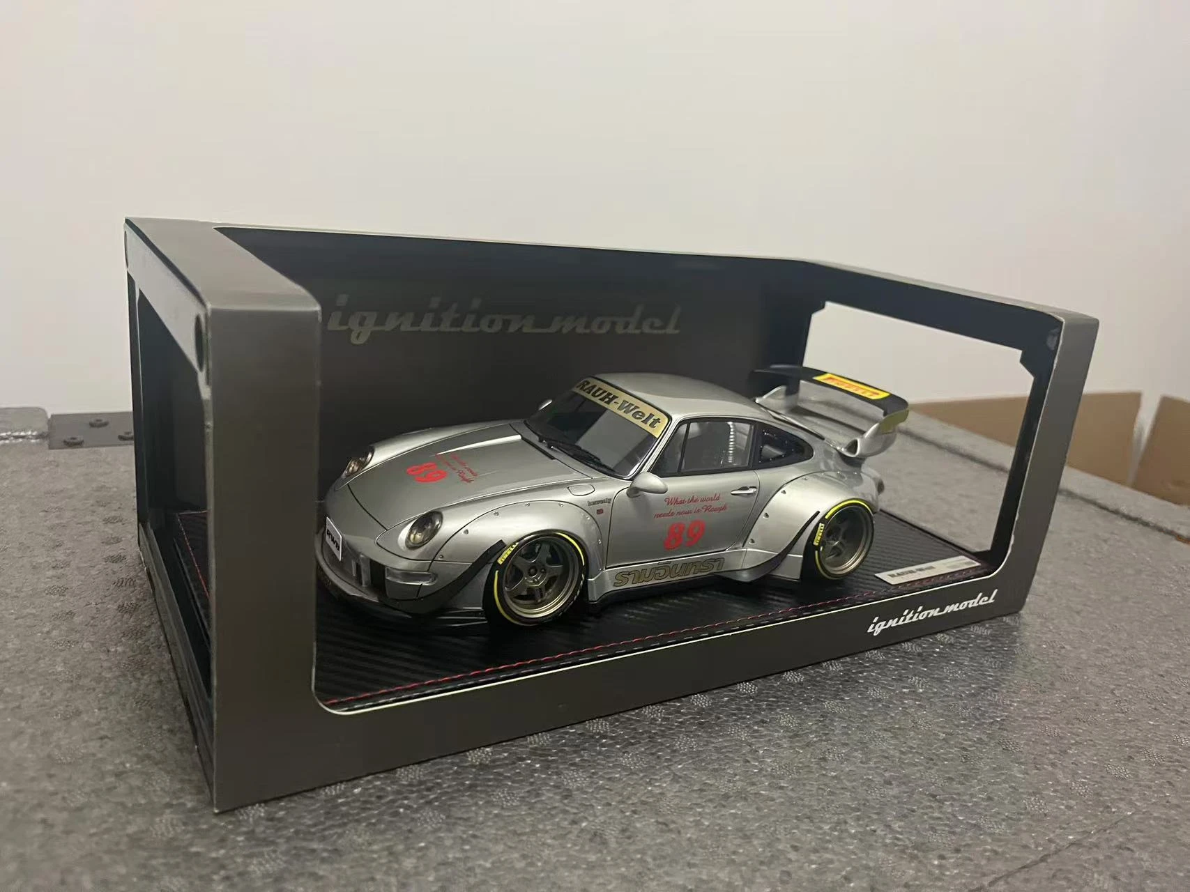 IG 1:18 RWB 993 Silver With Mr.Nakai JDM IG2719 Simulation Limited Edition Resin Metal Static Car Model Toy Gift