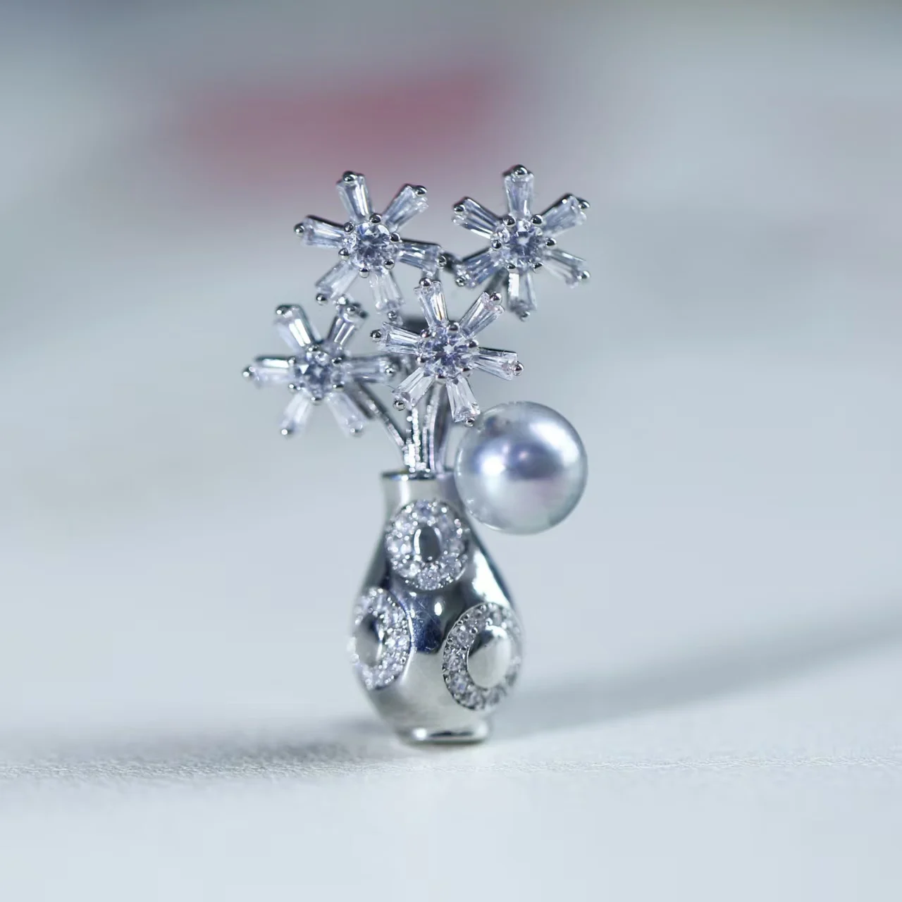 

Натуральная круглая жемчужина Акойя Мафутама 7 мм из морской воды, брошь в форме вазы, модное украшение, прекрасный подарок