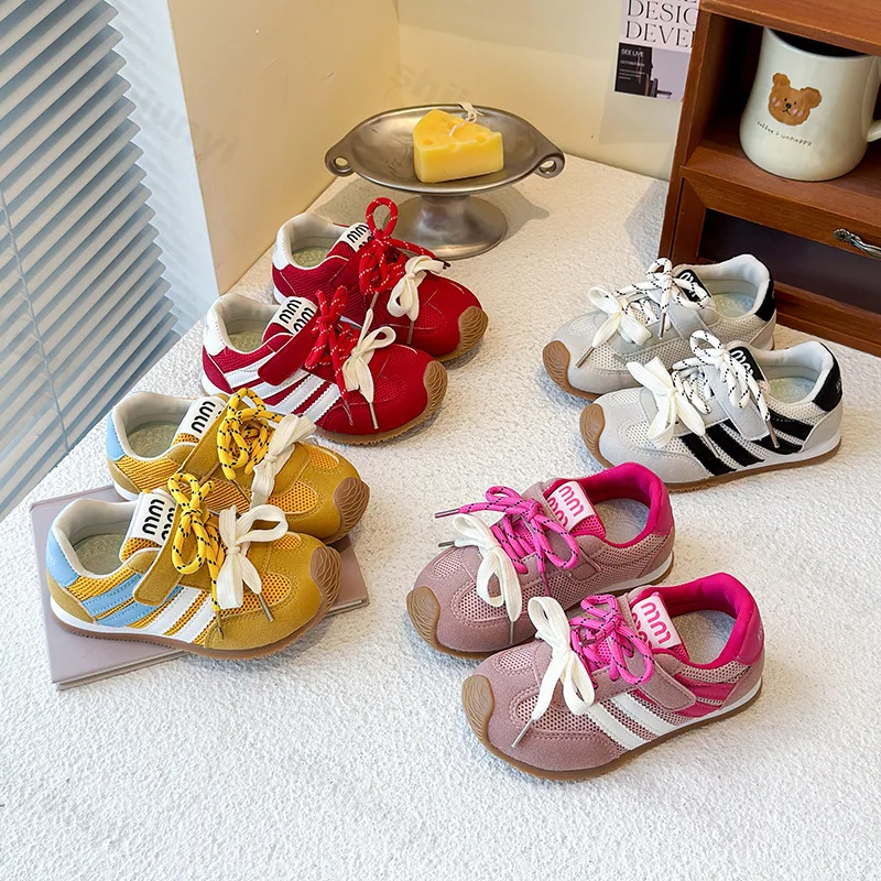 

Детская модная трендовая спортивная повседневная обувь, осень 2023, новая дышащая удобная обувь с сеткой для девочек, кроссовки с неглубоким носком для мальчиков