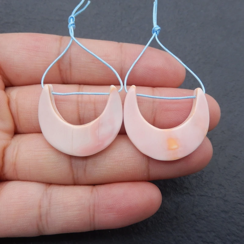 

2Pcs Pink Shell Crescent Pendant Pair, Blush-Hued Shell Earring Beads, Jewelry Components, 22x25x4mm, 4.8g