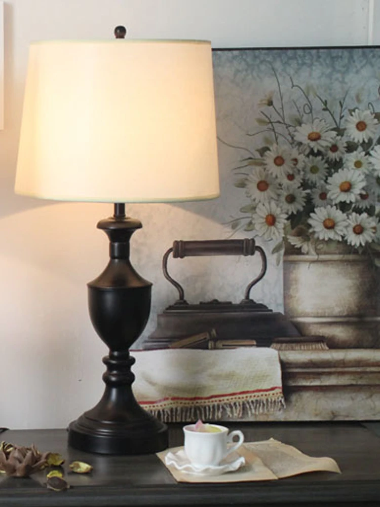 

Fabric Table Lamp Creative American black Bedroom Bedside Lamp Study Living Room Home Decoration Sample Room Iron Desk Light