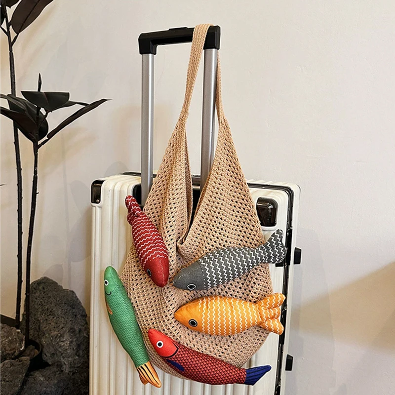 Cute Little Fish Relaxed Knitted Bag 2026 Summer New Commuter Versatile Shoulder Bag Contrasting Cut Out Tote Bag