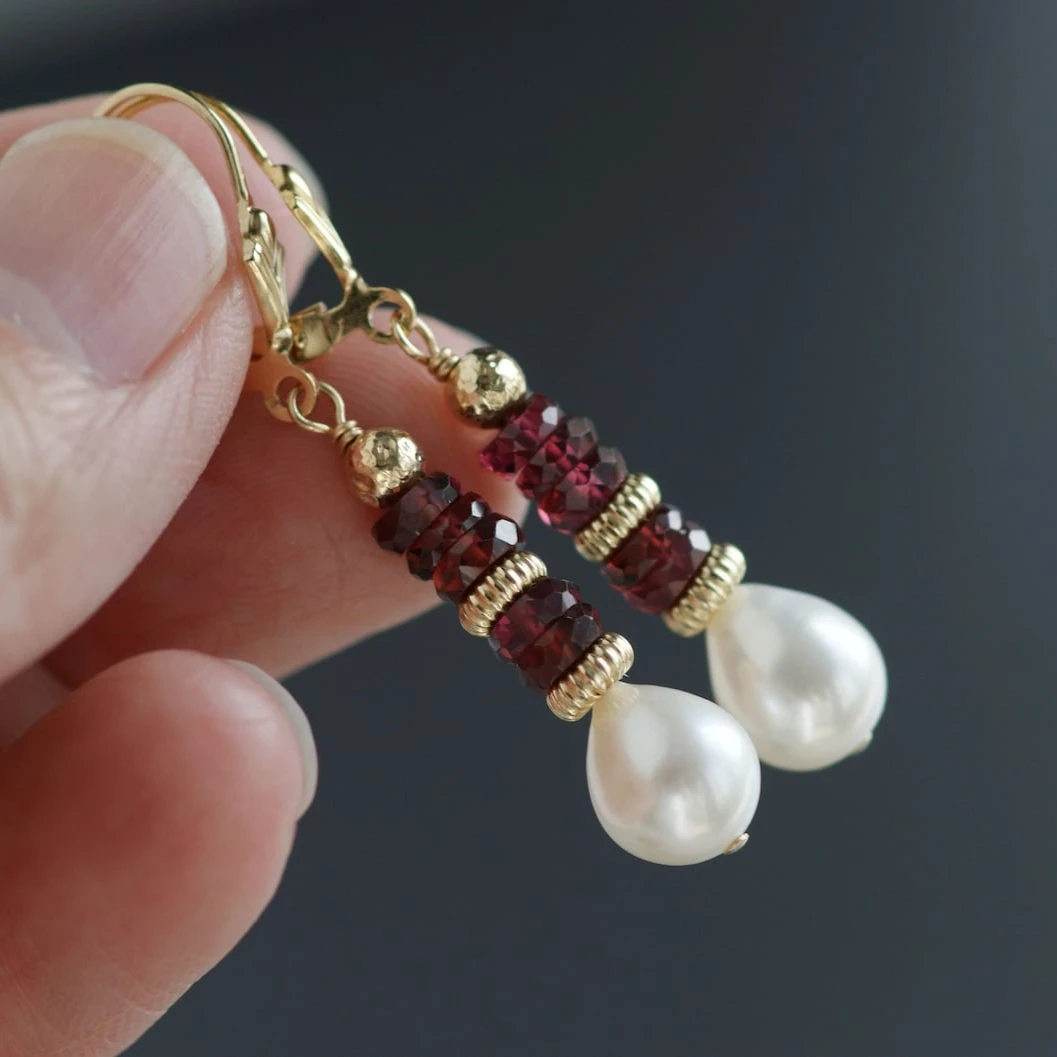 boucles-d'oreilles-pendantes-en-grenat-plaque-or-14-carats-faites-a-la-main-avec-perles-resistantes-au-ternissement-impermeables-cadeau-pour-femme