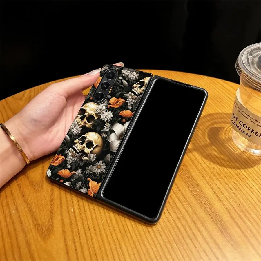 Black And White Skull Case for Samsung Galaxy ZFold5 ZFold3 Z Fold 7 6 5 4 3 ZFold7 ZFold4 ZFold6 Back Phone Cover