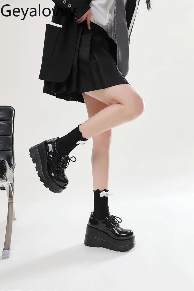 

British Style Original Platform Loafers Shoes 2026 New Casual Everyday Versatile Fashion Lace-up Heeled Leather Shoes